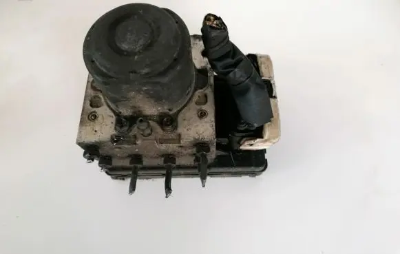 Toyota Avensis Verso ABS Pump 4451044050 44510-44050
