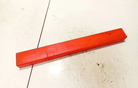 Subaru Outback Emergency warning sign 27r033035