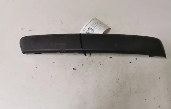 Ford Focus Front bumper splitter molding 4M5117E909