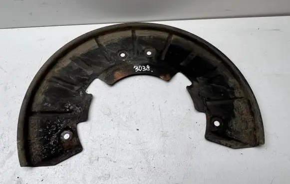 Volkswagen Touareg II Front brake disc dust cover plate 7L0615311B