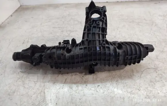 Volvo S90, V90 Intake manifold 31431955