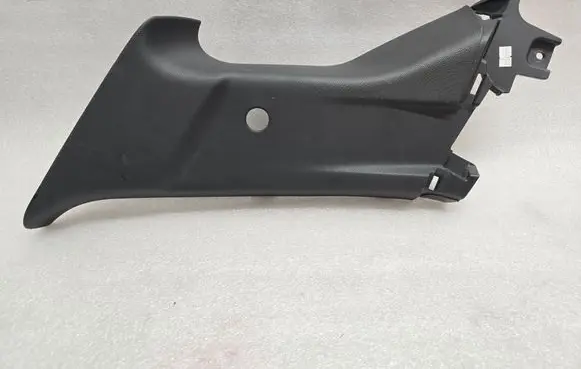 KIA Sorento IV (C) pillar trim 85860P2000