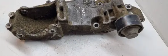 Renault Trafic II (X83) Generator/alternator bracket 8200527320C