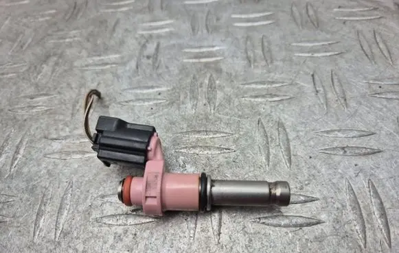 Lexus GS 300 350 430 450H Fuel injector 2325031070