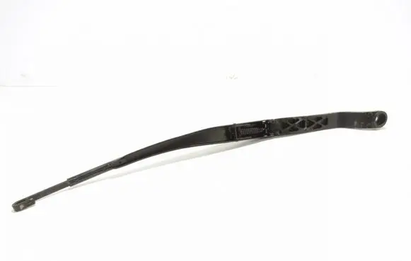 Honda CR-V Front wiper blade arm