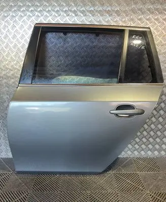 Rear door