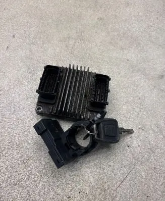 Opel Astra G Engine control unit/module 8973065750 12212819