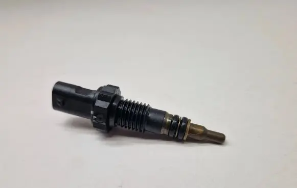 BMW X5 F15 Coolant temperature sensor 7797957