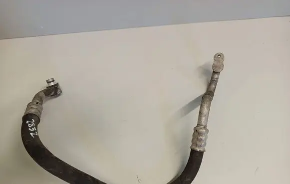 Audi A4 S4 B8 8K Air conditioning (A/C) pipe/hose 8T0260701C