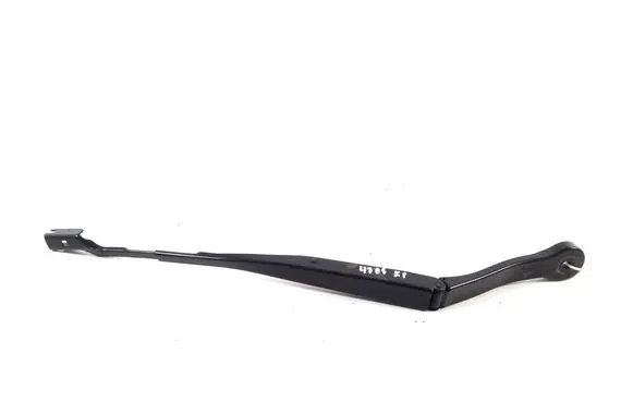 BMW iX3 G08 Front wiper blade arm 7399009