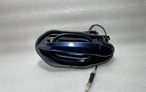 BMW 5 E60 E61 Rear door exterior handle 7034543