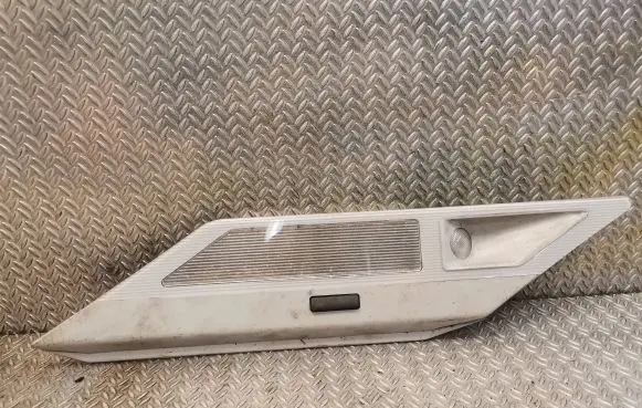 BMW 7 E38 Front seat light 8368843