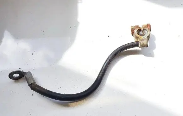 Mercedes-Benz C W202 Positive cable (battery) 2025400231