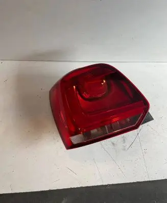 Volkswagen Polo V 6R Rear/tail lights 6R0945095J 6R0945111B 00077771