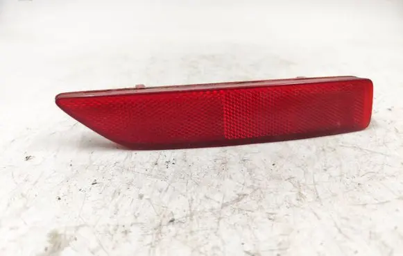 Rear tail light reflector