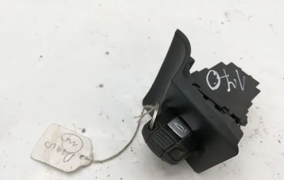 BMW 3 E90 E91 Ignition lock 10862510 108625 6954720