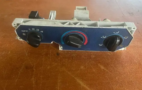 Honda HR-V Climate control unit