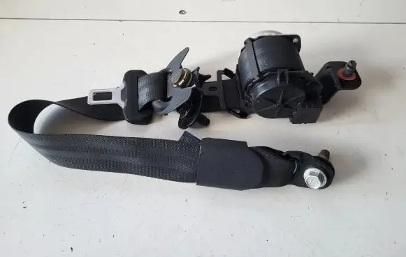 Hyundai Santa Fe Rear seatbelt 898202W000