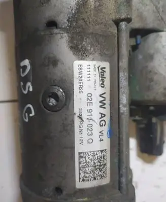 Volkswagen PASSAT B7 Starter motor 02E911023Q 111111