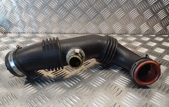 Intercooler hose/pipe