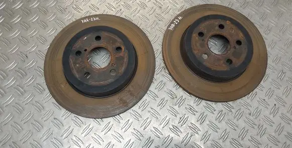 Toyota Yaris XP210 Rear brake disc