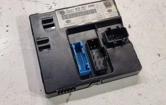 Audi A6 S6 C6 4F Comfort/convenience module 4F0907289G