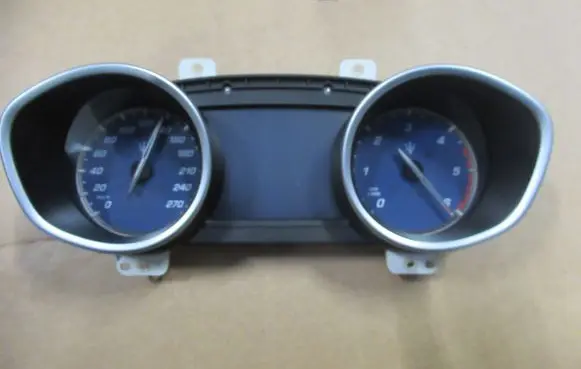 Maserati Ghibli Speedometer (instrument cluster) 670009780