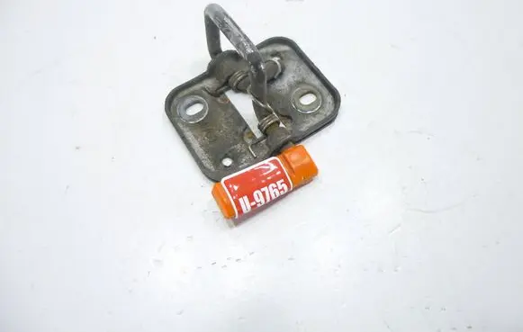 Volkswagen Touran II Engine bonnet/hood lock/latch loop/hook 1K8823186D