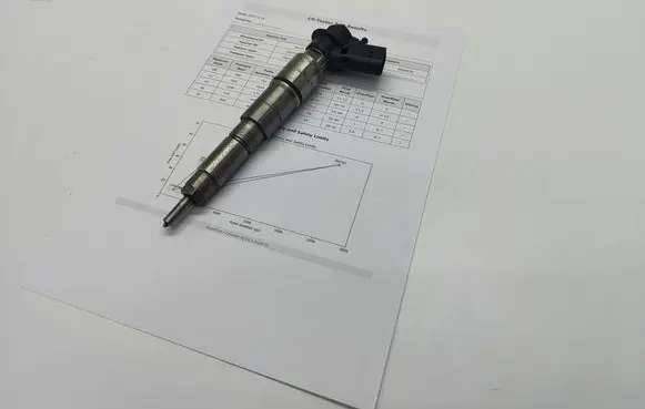 BMW 5 E60 E61 Fuel injector 7796042 779604204 0445115