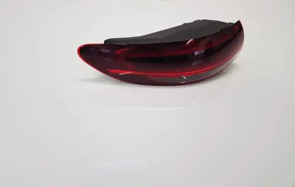 Mercedes-Benz EQC Rear/tail lights