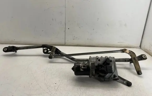 Renault Scenic II - Grand scenic II Front wiper linkage and motor