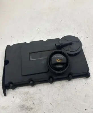 Volkswagen PASSAT B5 Rocker cam cover 03G103475