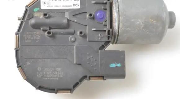 Volkswagen Touareg II Wiper motor 7P0955119