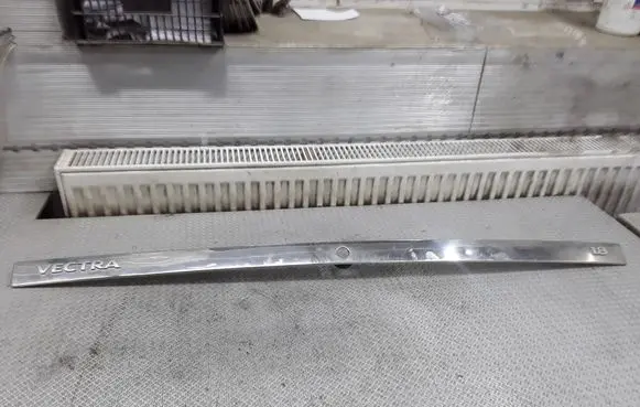 Opel Vectra C Tailgate trim
