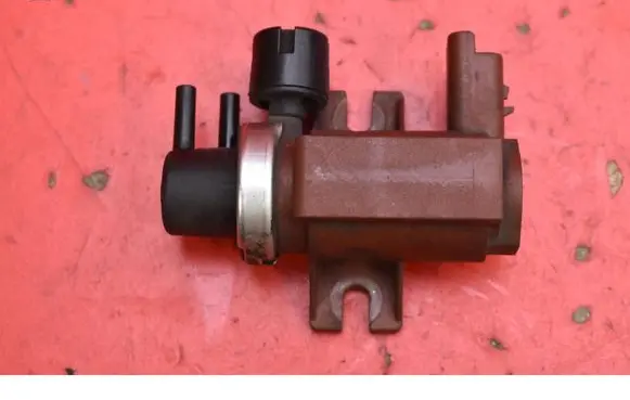 Ford Focus C-MAX Vacuum valve 9650098380