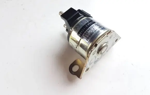 Nissan Qashqai+2 Ignition-blocking relay 25116BB50A 2534001820