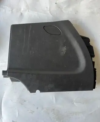 Dodge Durango III Centre console side trim rear C01352009BL 000925689