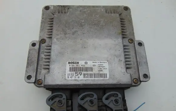 Peugeot 807 Engine control unit/module 0281011032 9646719180