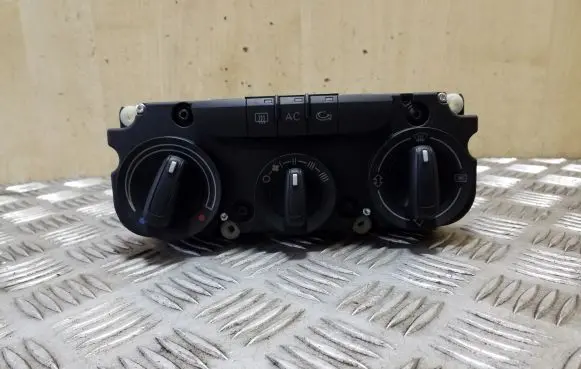 Audi A3 S3 8P Climate control unit 3C2820045A 5HB00932827