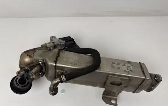 BMW 1 F20 F21 EGR valve cooler 7810751 123398AH 801182
