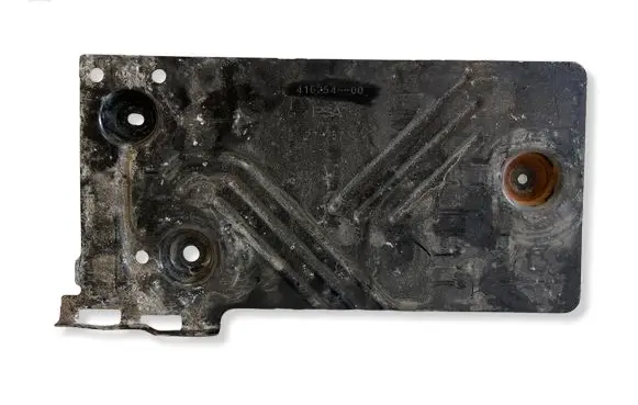Opel Mokka B Battery tray 41625400