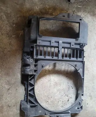 Citroen C5 Radiator cooling fan shroud