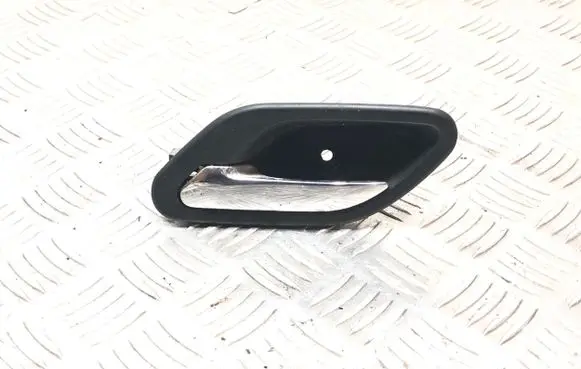 BMW 5 E39 Front door interior handle L17032925 PA6GF15