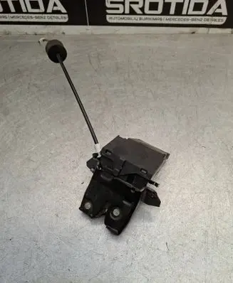 Mercedes-Benz C W203 Loading door lock A1717500085 A1717500185