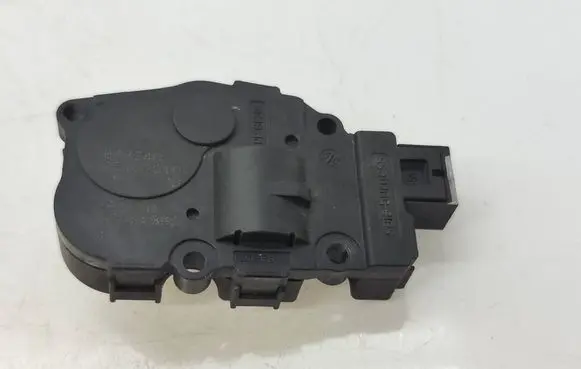 Porsche Cayenne (92A) Air flap motor/actuator EFB340 27102010 52424892