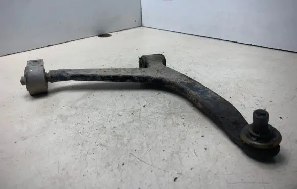 Citroen Berlingo Front lower control arm/wishbone