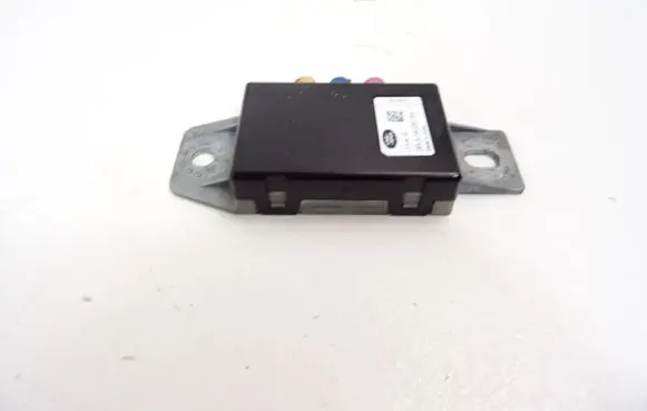 Jaguar XE Sound amplifier