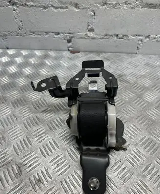 Mazda 6 Rear seatbelt T86253T 04370700