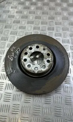 Volkswagen PASSAT B8 Front brake disc