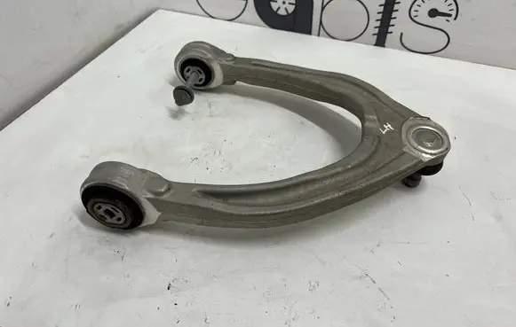 Alfa Romeo Stelvio Front upper control arm/wishbone K206607